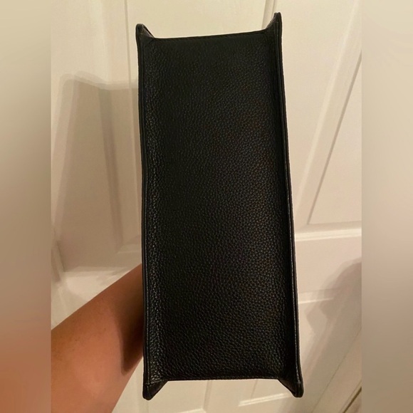 Kate Spade Satchel - Picture 7 of 7